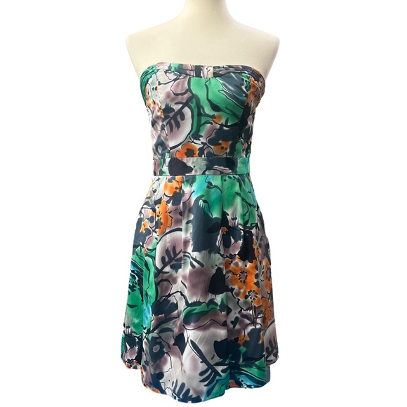 The Limited Dresses & Skirts - 🛍️4/$20🛍️The Limited satin dress size 4 strapless green and orange party prom